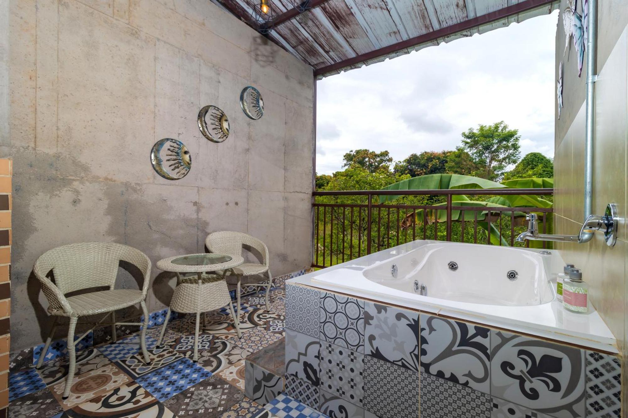 Nq Hotel Orinoquia Granja Campo Alegre Екстер'єр фото