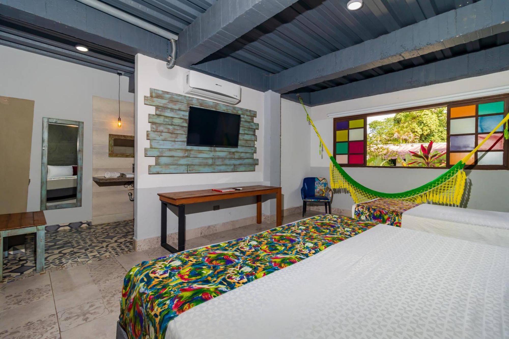 Nq Hotel Orinoquia Granja Campo Alegre Екстер'єр фото